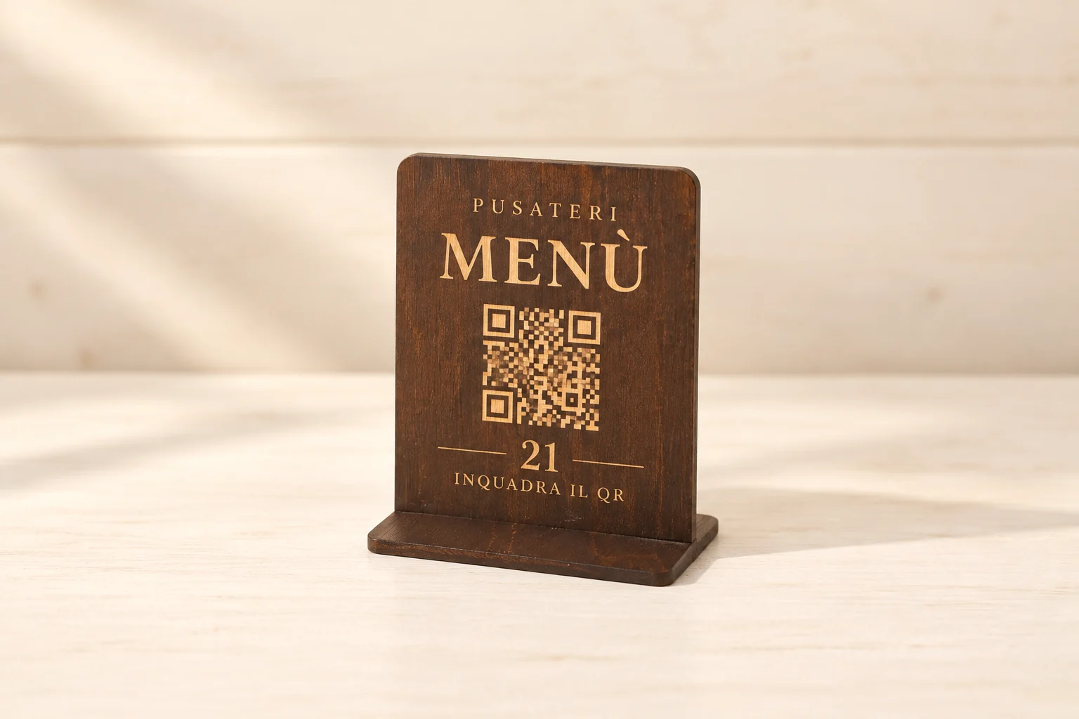 Avusa, segnatavolo verticale personalizzato in legno